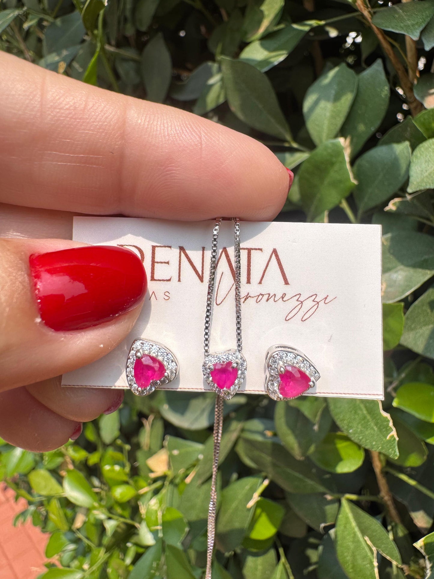 Corrente Mini Coração Bordado Safira Pink Prata 925