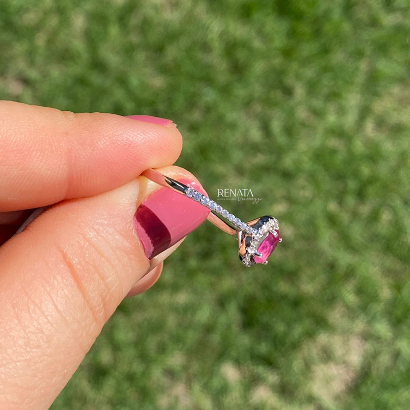 Anel Oval Pink Bordado Zirconias Prata 925