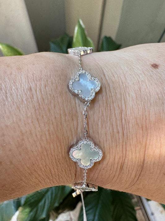Pulseira Trevo Madrepérola Zircônias Prata